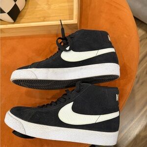 nike Zoom air shoes. like new